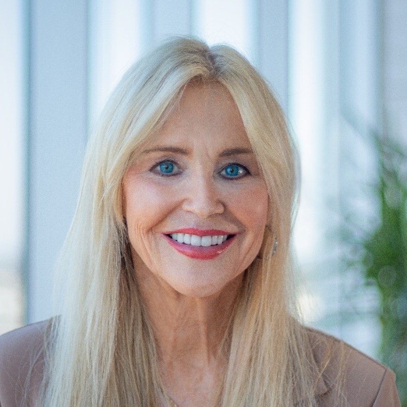 Ann Lee headshot